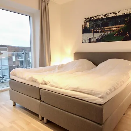 Beautiful 3-bed In Canal * 코펜하겐
