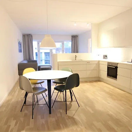 Beautiful 3-bed In Canal 아파트 코펜하겐